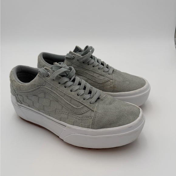 Vans Shoes - Vans women’s old skool sneakers
